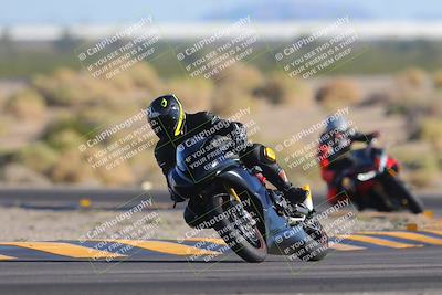 media/Nov-06-2023-Moto Forza (Mon) [[ce023d0744]]/3-Intermediate Group/Session 5 (Turn 4)/